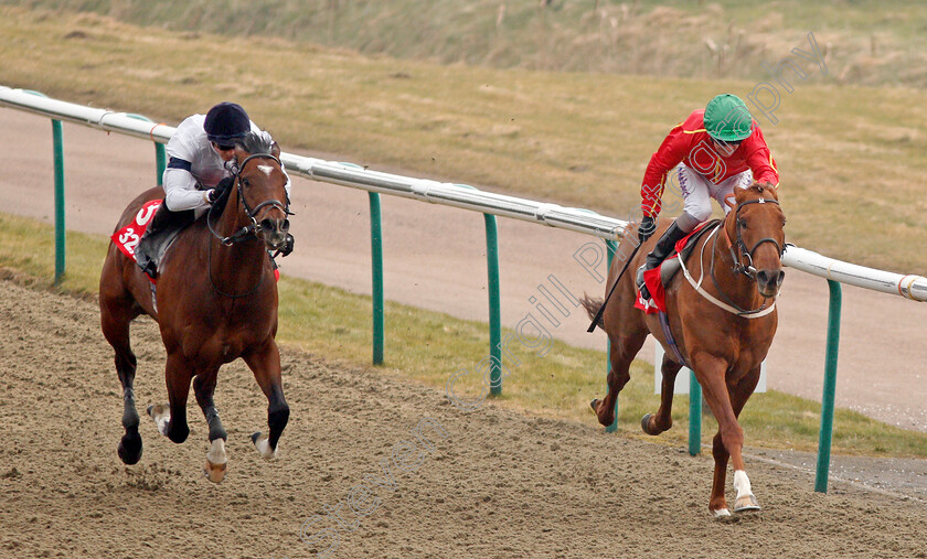 Headway-0006 
 HEADWAY (left, James Doyle) beats RUFUS KING (right) in The 32Red Spring Cup Stakes Lingfield 3 Mar 2018 - Pic Steven Cargill / Racingfotos.com