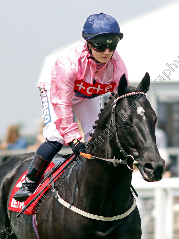 Marie s-Diamond-0001 
 MARIE'S DIAMOND (Hollie Doyle)
Epsom 3 Jun 2023 - Pic Steven Cargill / Racingfotos.com