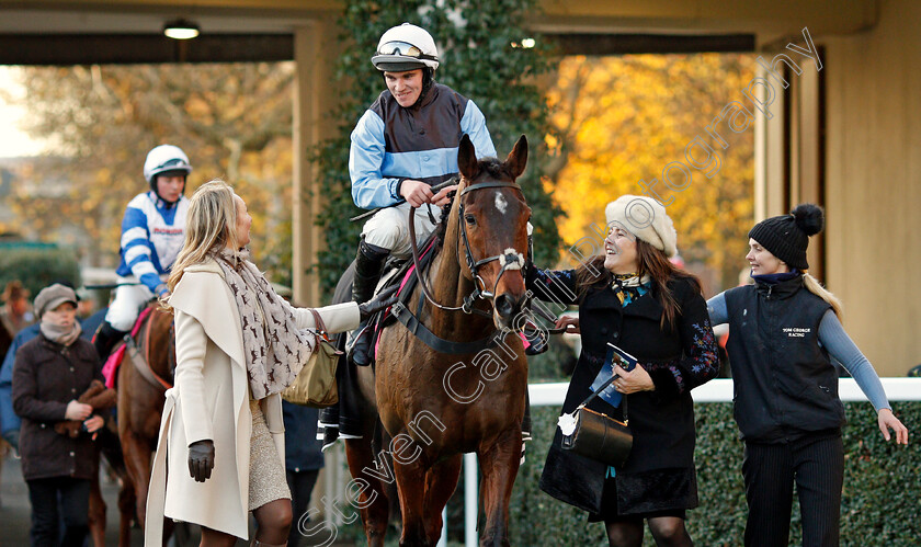 Sir-Valentino-0006 
 SIR VALENTINO (J J Burke) after The Shawbrook Handicap Chase Ascot 25 Nov 2017 - Pic Steven Cargill / Racingfotos.com