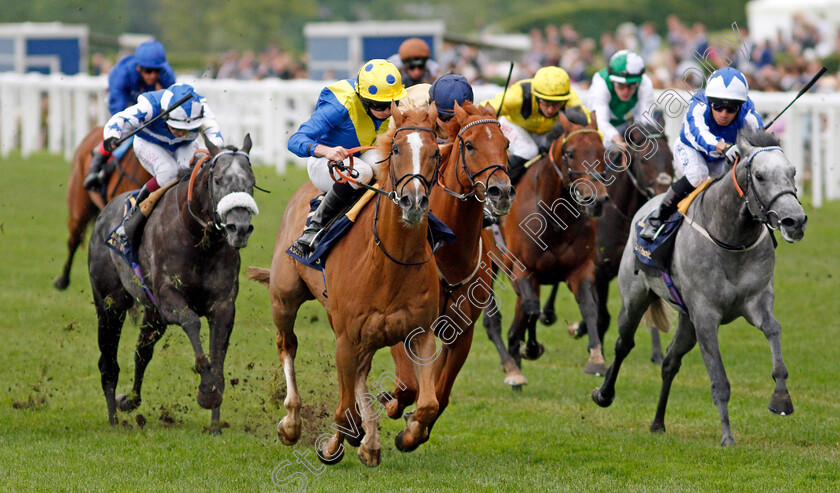 Dream-Of-Dreams-0005 
 DREAM OF DREAMS (centre, Ryan Moore) beats GLEN SHIEL (2nd right) and ART POWER (right) in The Diamond Jubilee Stakes
Royal Ascot 19 Jun 2021 - Pic Steven Cargill / Racingfotos.com