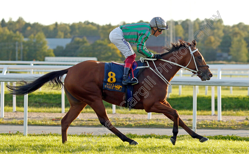 Takeko-0003 
 TAKEKO (Frankie Dettori) wins The Lanwades Stud Stakes
Bro Park, Sweden 17 Sep 2023 - Pic Steven Cargill / Racingfotos.com