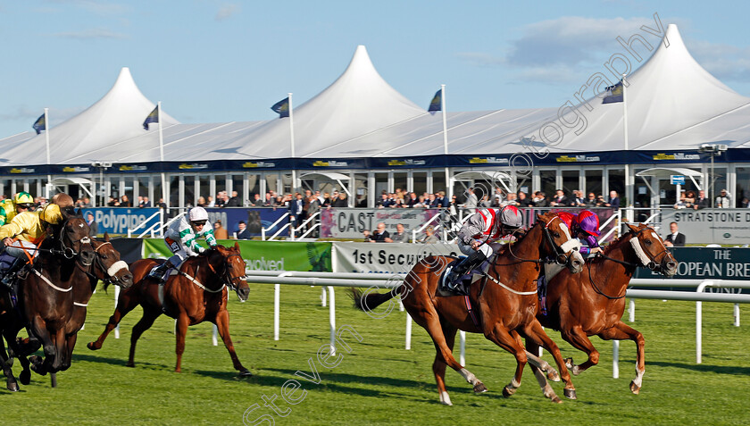 Somewhere-Secret-0001 
 SOMEWHERE SECRET (right, Phil Dennis) beats SUWAAN (2nd right) in The 1stsecuritysolutions.co.uk Handicap Doncaster 13 Sep 2017 - Pic Steven Cargill / Racingfotos.com