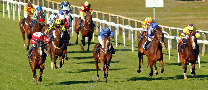 Jackamundo-0005 
 JACKAMUNDO (left, Harrison Shaw) beats DAS KAPITAL (2nd left) in The Cazoo Handicap
Yarmouth 18 Oct 2022 - Pic Steven Cargill / Racingfotos.com