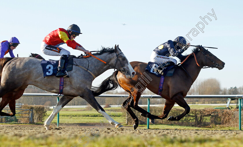 Harry-Brown-0002 
 HARRY BROWN (Hayley Turner) beats ROCKING ENDS (left) in The Talksport Powered By Fans Handicap
Lingfield 21 Jan 2023 - Pic Steven Cargill / Racingfotos.com