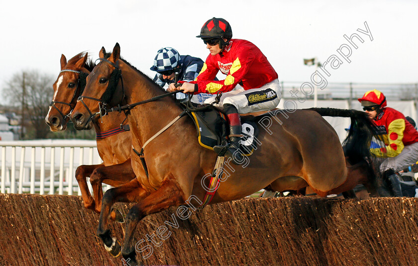 Cogry-0002 
 COGRY (Sam Twiston-Davies) wins The BetVictor Handicap Chase
Cheltenham 13 Dec 2019 - Pic Steven Cargill / Racingfotos.com