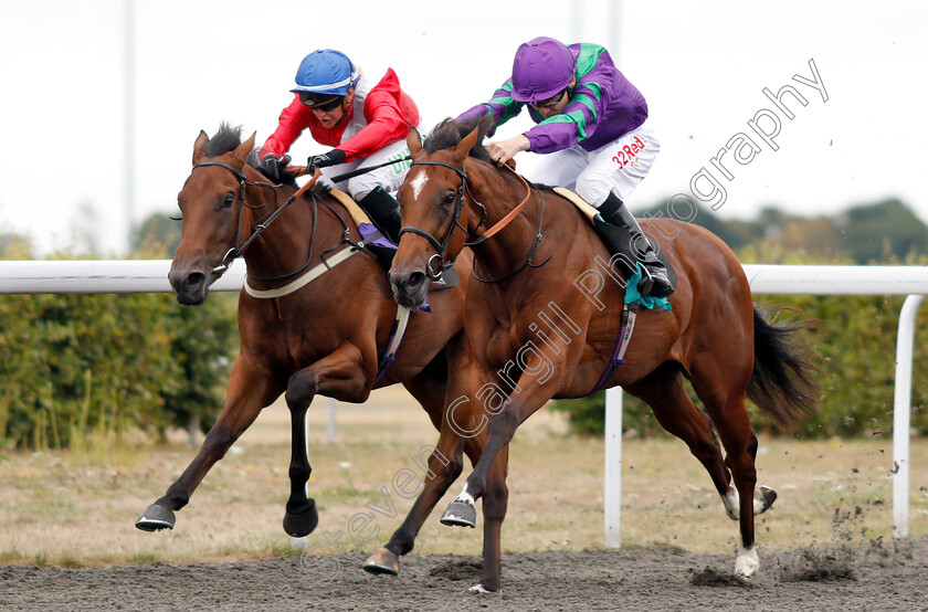 Querelle-0004 
 QUERELLE (right, Jamie Spencer) beats ROMOLA (left) in The Starsports.bet British Stallion Studs EBF Fillies Novice Stakes 
Kempton 15 Aug 2018 - Pic Steven Cargill / Racingfotos.com