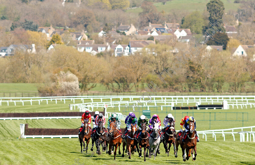 Boreham-Bill-0001 
 BOREHAM BILL (Daryl Jacob) leads the field at Cheltenham 18 Apr 2018 - Pic Steven Cargill / Racingfotos.com