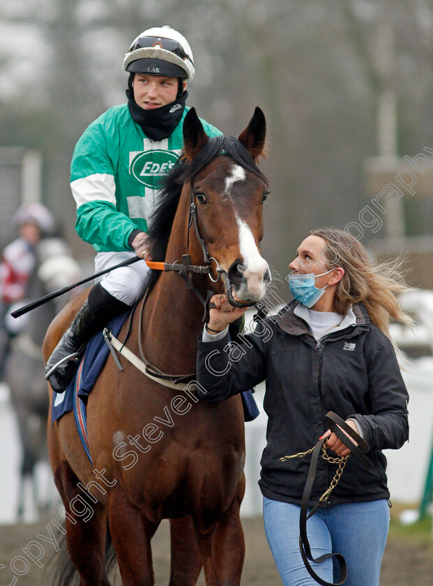 Ermyns-Dottie-0001 
 ERMYNS DOTTIE (Rhys Clutterbuck)
Lingfield 25 Jan 2022 - Pic Steven Cargill / Racingfotos.com