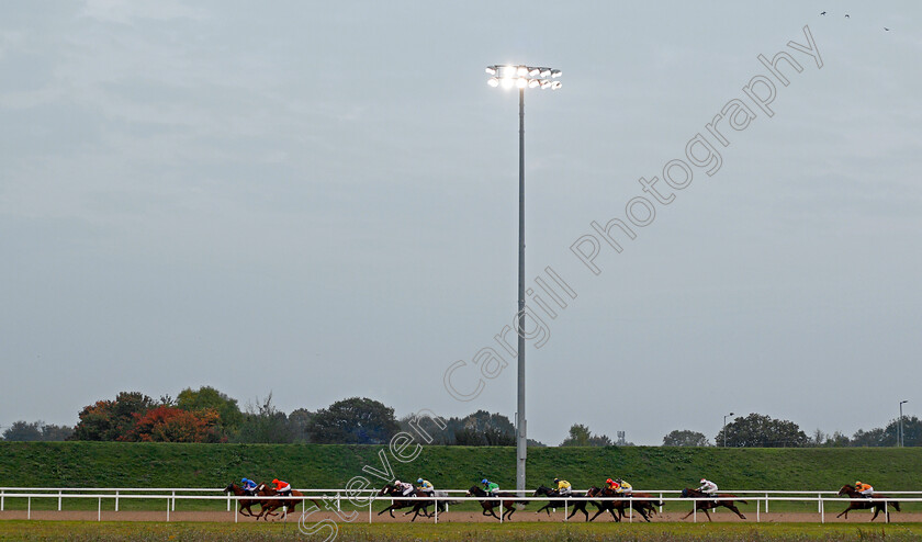 Chelmsford-0002 
 PRINCE JAI (blue, Manuel Fernandes) wins The Bet toteplacepot At betfred.com Apprentice Handicap Div2 Chelmsford 26 Sep 2017 - Pic Steven Cargill / Racingfotos.com