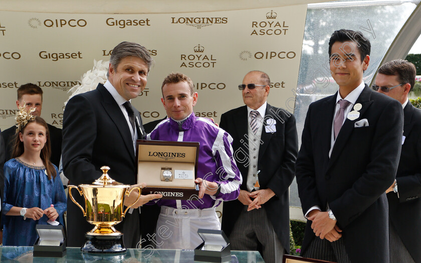 Kew-Gardens-0012 
 Presentation to Ryan Moore for The Queen's Vase won by KEW GARDENS
Royal Ascot 20 Jun 2018 - Pic Steven Cargill / Racingfotos.com