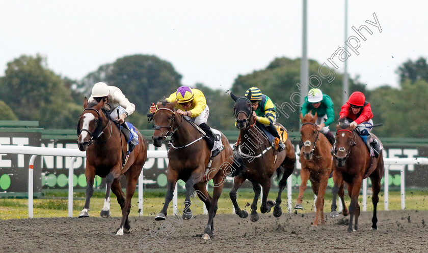 Sea-Just-In-Time-0007 
 SEA JUST IN TIME (centre, Tom Marquand) beats BEELEY (left) in The Unibet Fillies Novice Stakes
Kempton 7 Aug 2024 - Pic Steven Cargill / Racingfotos.com