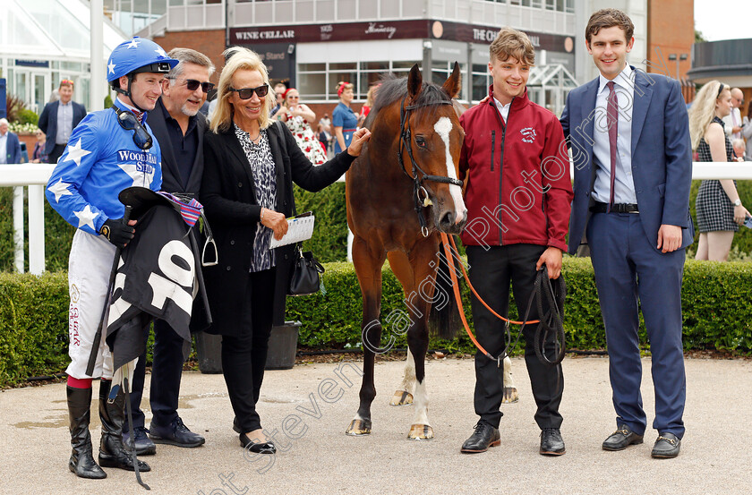 Tardis-0004 
 TARDIS (Oisin Murphy) with owner Andrew Cohen (2nd left) after The BetVictor St Hugh's Stakes
Newbury 13 Aug 2021 - Pic Steven Cargill / Racingfotos.com