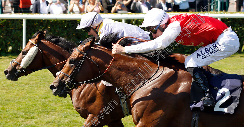 Ulshaw-Bridge-0005 
 ULSHAW BRIDGE (left, Daniel Tudhope) beats AL JELLABY (right) in The Accept Cards Ltd Payment Services Handicap
Doncaster 29 Jun 2018 - Pic Steven Cargill / Racingfotos.com