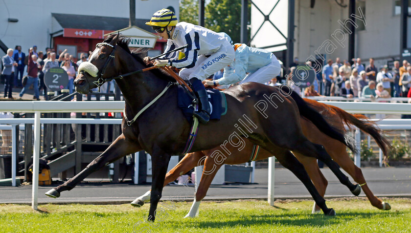 Son-And-Sannie-0004 
 SON AND SANNIE (Harry Davies) wins The Bet £10 Get £10 With Vickers Bet Handicap
Chepstow 27 May 2022 - Pic Steven Cargill / Racingfotos.com