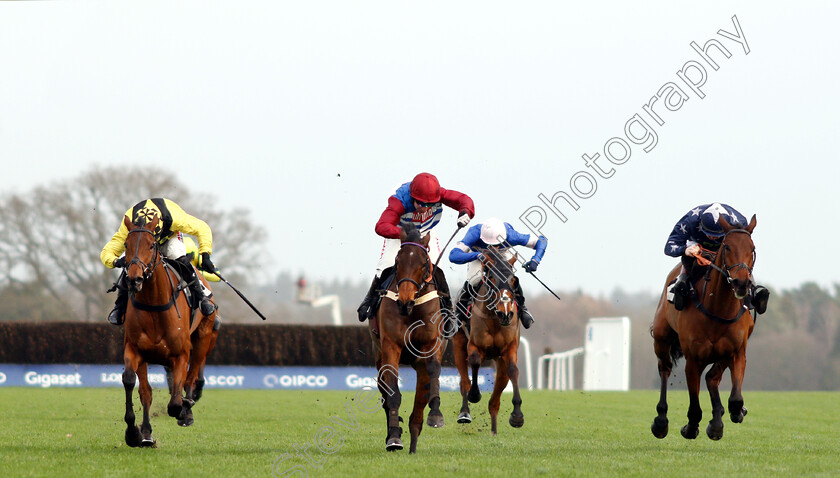 Azzerti-0001 
 AZZERTI (centre, Wayne Hutchinson) beats GORTROE JOE (left) and DUSTIN DES MOTTES (right) in The Bet With Ascot Novices Limited Handicap Chase
Ascot 21 Dec 2018 - Pic Steven Cargill / Racingfotos.com