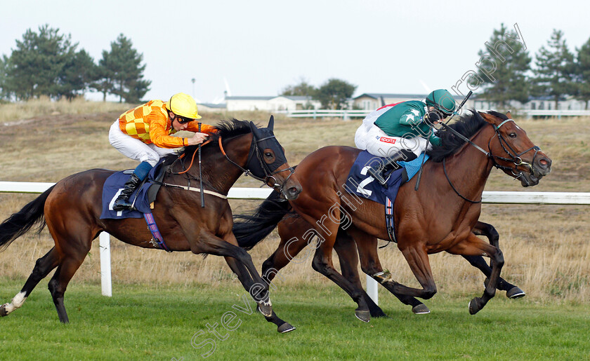 Jasmine-Joy-0003 
 JASMINE JOY (left, William Buick) beats PRINCESS NADIA (right) in The British EBF Premier Fillies Handicap 
Yarmouth 16 Sep 2021 - Pic Steven Cargill / Racingfotos.com