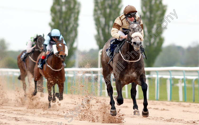 Katheefa-0002 
 KATHEEFA (Tom Eaves) wins The Southwell Racecourse Joules Clothing Sale 24th July Handicap
Southwell 29 Apr 2019 - Pic Steven Cargill / Racingfotos.com