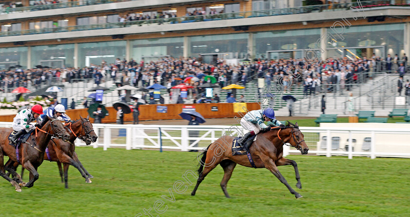 Quickthorn-0001 
 QUICKTHORN (Oisin Murphy) wins The Duke Of Edinburgh Stakes
Royal Ascot 18 Jun 2021 - Pic Steven Cargill / Racingfotos.com