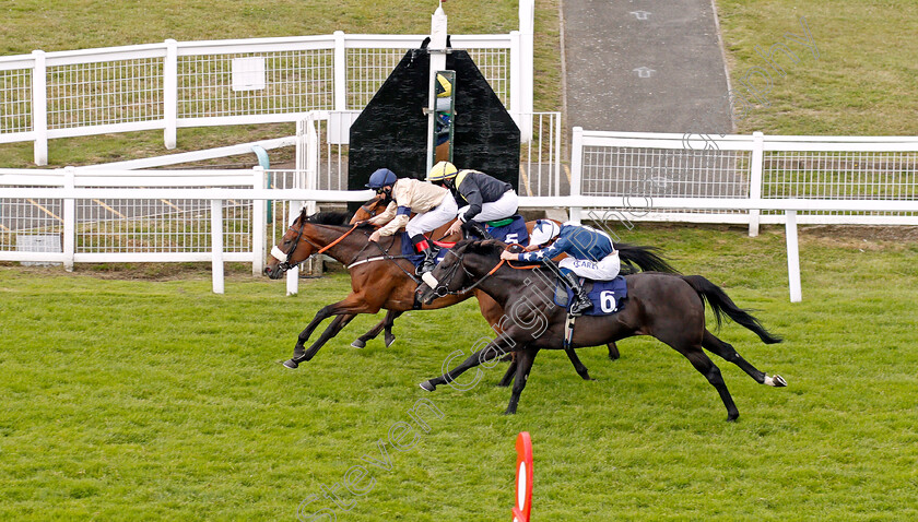 Dublin-Rocker-0004 
 DUBLIN ROCKER (left, Jimmy Quinn) beats INDEPENDENCE DAY (right) in The attheraces.com Handicap
Yarmouth 15 Jul 2020 - Pic Steven Cargill / Racingfotos.com