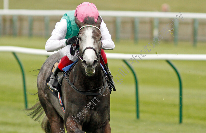 Crenelle-0005 
 CRENELLE (Frankie Dettori) wins The bet365 European Breeders Fund Maiden Fillies Stakes
Newmarket 12 Apr 2022 - Pic Steven Cargill / Racingfotos.com