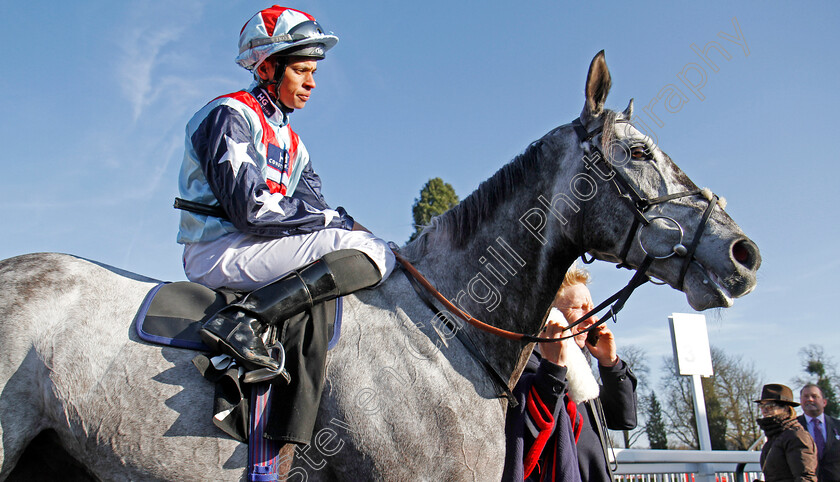 Master-The-World-0006 
 MASTER THE WORLD (Sean Levey) after The Betway Winter Derby Stakes Lingfield 24 Feb 2018 - Pic Steven Cargill / Racingfotos.com