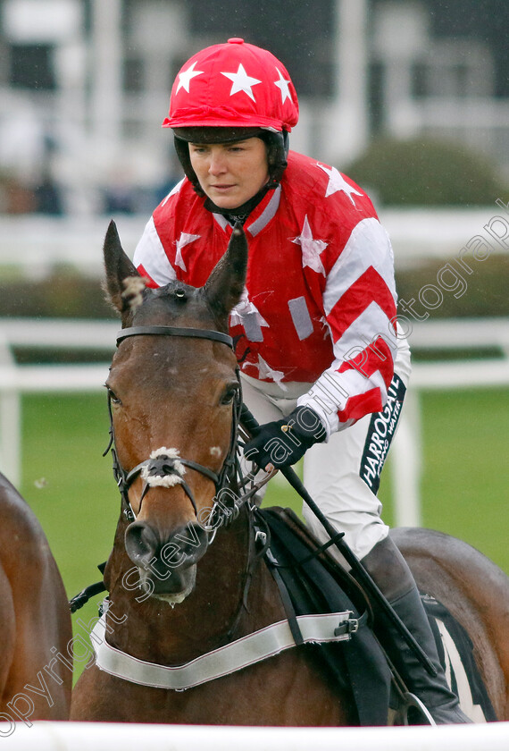 Perfect-Man-0001 
 PERFECT MAN (Becky Smith)
Market Rasen 17 Nov 2022 - Pic Steven Cargill / Racingfotos.com