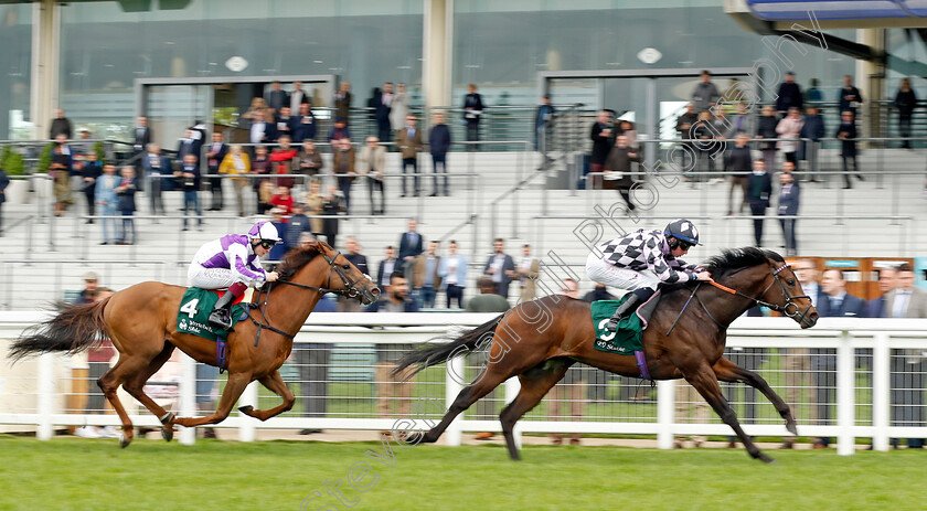 Go-Bears-Go-0004 
 GO BEARS GO (Rossa Ryan) beats HIERARCHY (left) in The Merriebelle Stable Commonwealth Cup Trial Stakes
Ascot 27 Apr 2022 - Pic Steven Cargill / Racingfotos.com