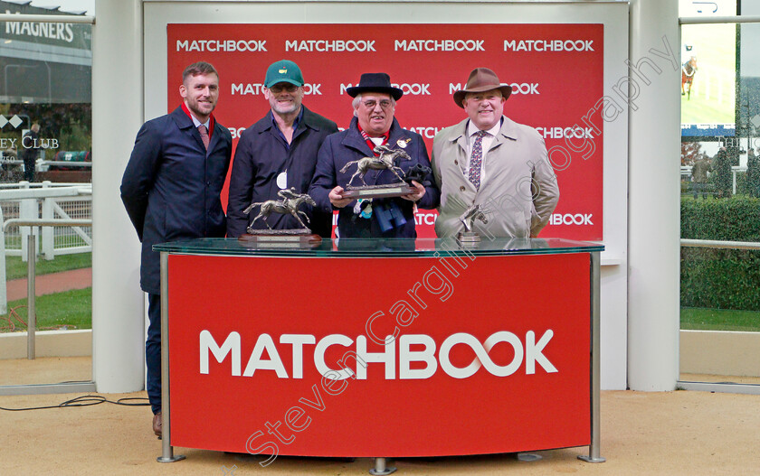 Slate-House-0004 
 Presentation for the Matchbook Best Value Betting Exchange Novices Chase won by SLATE HOUSE
Cheltenham 26 Oct 2019 - Pic Steven Cargill / Racingfotos.com