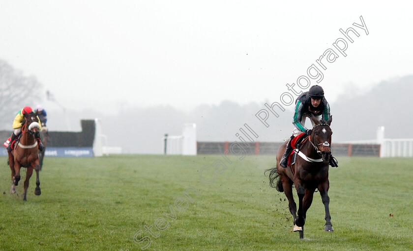 Altior-0004 
 ALTIOR (Nico De Boinville) wins The Matchbook Clarence House Chase
Ascot 19 Jan 2019 - Pic Steven Cargill / Racingfotos.com