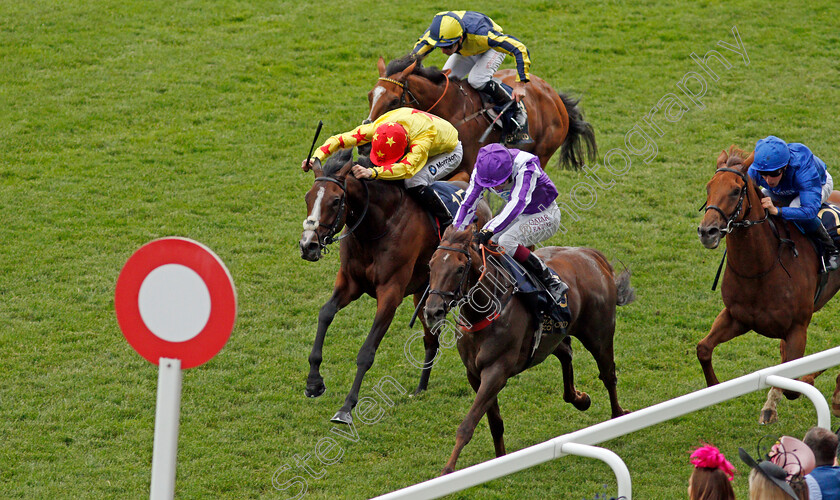 Perotto-0004 
 PEROTTO (Oisin Murphy) beats LIFFEY RIVER (left) in The Britannia Stakes
Royal Ascot 17 Jun 2021 - Pic Steven Cargill / Racingfotos.com