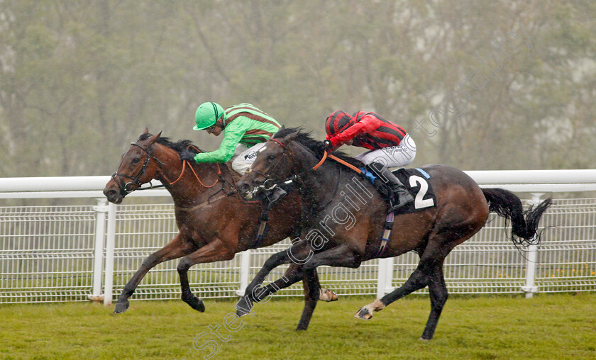 Sing-Out-Loud-0002 
 SING OUT LOUD (Jim Crowley) beats LEGAL HISTORY (right) in The Frescobaldi Handicap Goodwood 24 May 2018 - Pic Steven Cargill / Racingfotos.com