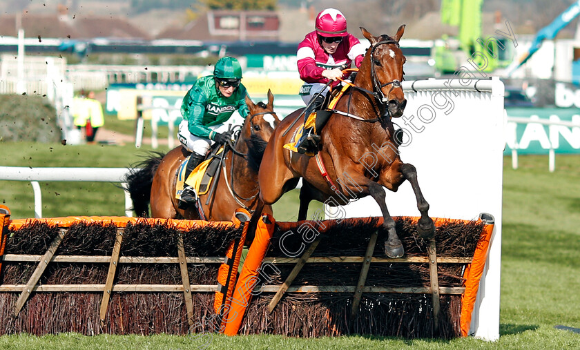 Identity-Thief-0002 
 IDENTITY THIEF (Sean Flanagan) wins The Ryanair Stayers Hurdle Aintree 14 Apr 2018 - Pic Steven Cargill / Racingfotos.com