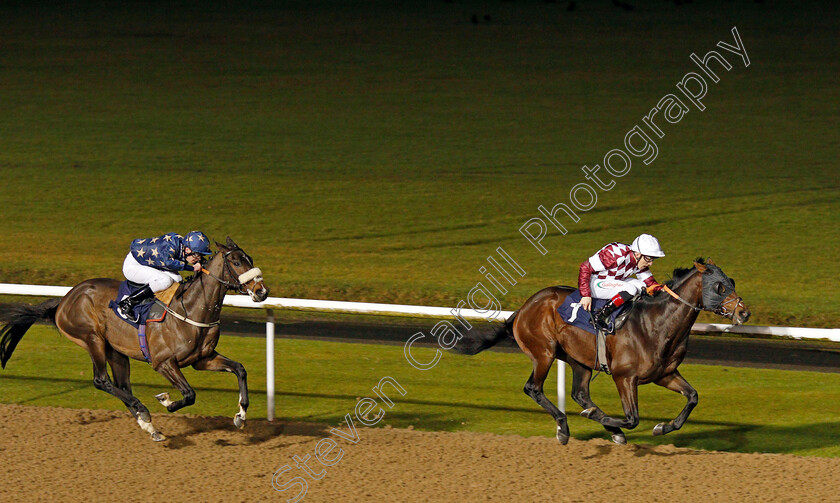 Summeronsevenhills-0004 
 SUMMERONSEVENHILLS (Shane Kelly) wins The Ladbrokes Nursery
Wolverhampton 19 Dec 2019 - Pic Steven Cargill / Racingfotos.com