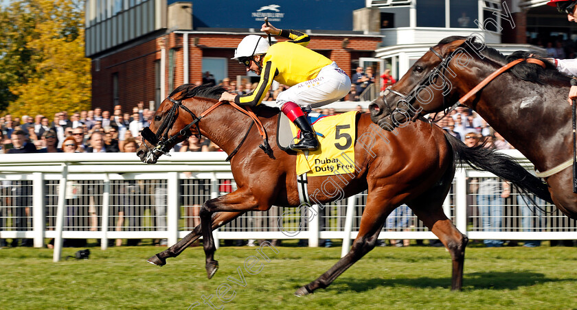 James-Garfield-0008 
 JAMES GARFIELD (Frankie Dettori) wins The Dubai Duty Free Mill Reef Stakes Newbury 23 Sep 2017 - Pic Steven Cargill / Racingfotos.com