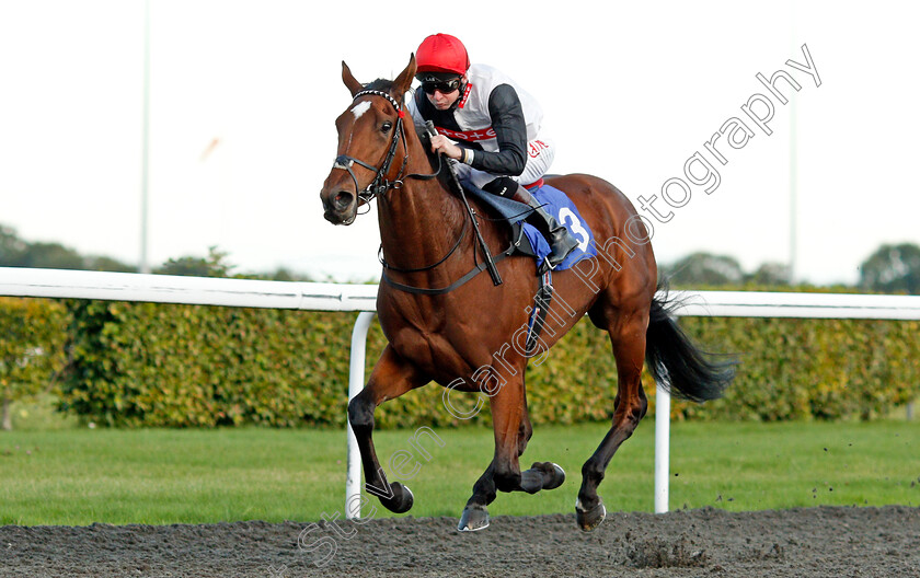 At-A-Pinch-0003 
 AT A PINCH (Robert Havlin) wins The Unibet New Instant Roulette Maiden Fillies Stakes
Kempton 6 Oct 2021 - Pic Steven Cargill / Racingfotos.com