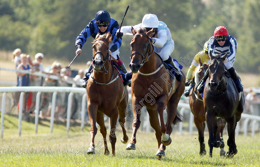 Chikoko-Trail-0006 
 CHIKOKO TRAIL (Graham Lee) beats ALIENTO (left) in The Steve Evans Out Of The Squash Club Handicap
Pontefract 10 Jul 2018 - Pic Steven Cargill / Racingfotos.com