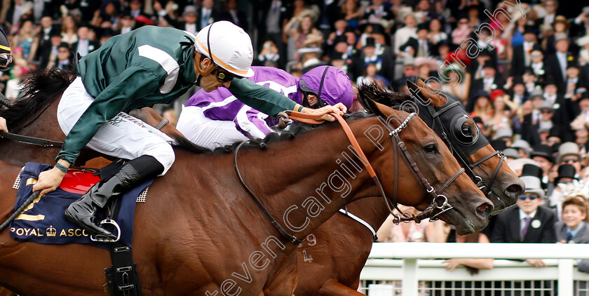 Merchant-Navy-0010 
 MERCHANT NAVY (farside, Ryan Moore) beats CITY LIGHT (nearside) in The Diamond Jubilee Stakes
Royal Ascot 23 Jun 2018 - Pic Steven Cargill / Racingfotos.com