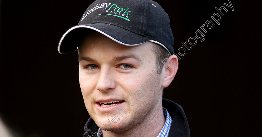 Ben-Hayes-0001 
 BEN HAYES overseeing the preparation of REDKIRK WARRIOR ahead of his Royal Ascot challenge
Newmarket 14 Jun 2018 - Pic Steven Cargill / Racingfotos.com