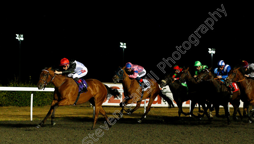 Katie-Lee-0002 
 KATIE LEE (Fran Berry) wins The 100% Profit Boost At 32Redsport.com Handicap
Kempton 8 Aug 2018 - Pic Steven Cargill / Racingfotos.com