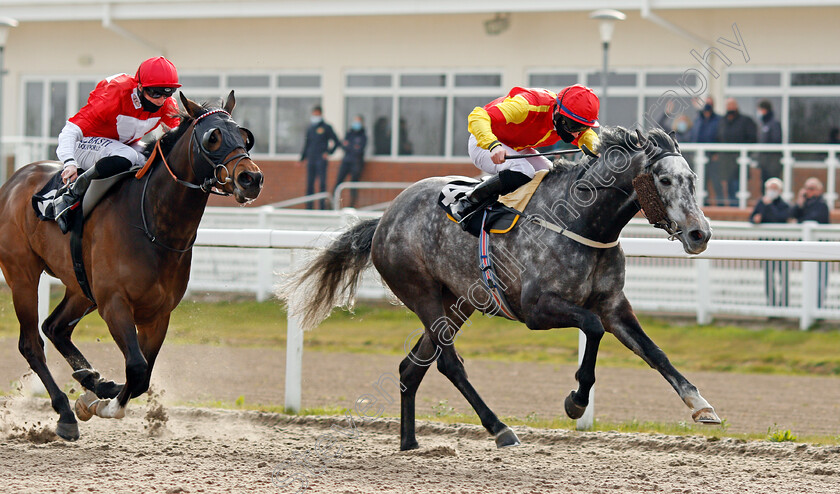 Engrave-0001 
 ENGRAVE (Dylan Hogan) beats EAGLESGLEN (left) in The tote Placepot Your First Bet Handicap
Chelmsford 1 Apr 2021 - Pic Steven Cargill / Racingfotos.com