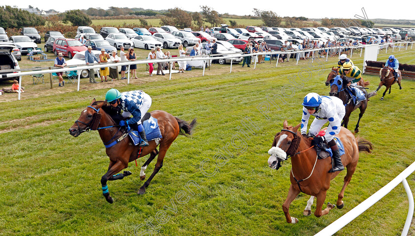 Magical-Thomas-0004 
 MAGICAL THOMAS (right, Brendan Powell) beats BARWICK (left) in the Lady Brenda Cook Memorial Handicap Hurdle
Les Landes, Jersey 26 Aug 2019 - Pic Steven Cargill / Racingfotos.com