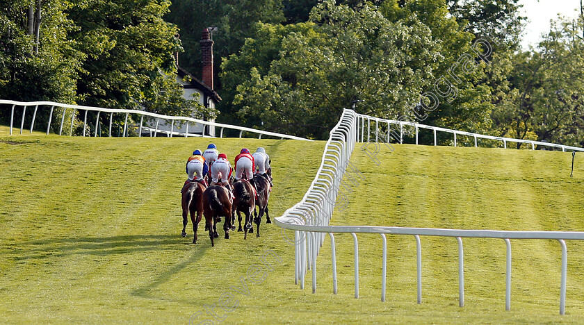 Sandown-0001 
 DEE EX BEE (Silvestre De Sousa) leads the field in the Matchbook VIP Henry II Stakes
Sandown 23 May 2019 - Pic Steven Cargill / Racingfotos.com