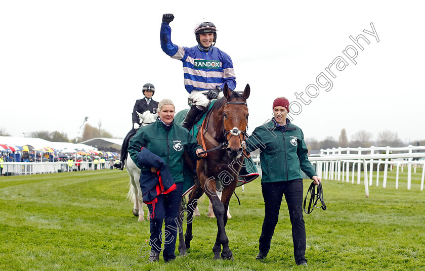 Pic-d Orhy-0007 
 PIC D'ORHY (Harry Cobden) winner of The Marsh Melling Chase
Aintree 14 Apr 2023 - Pic Steven Cargill / Racingfotos.com