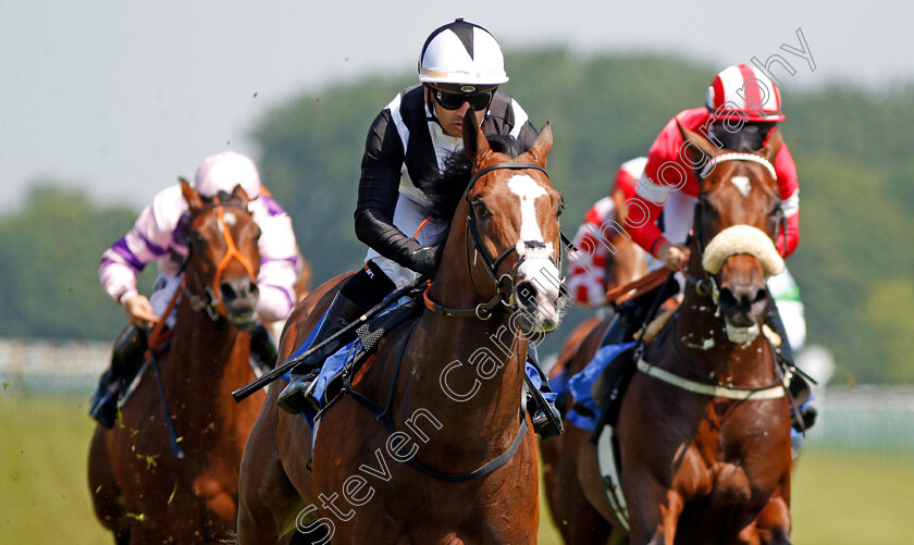 Cool-Exhibit-0005 
 COOL EXHIBIT (Silvestre De Sousa) wins The 188bet Mobile Bet10 Get20 EBF Novice Stakes Nottingham 22 May 2018 - Pic Steven Cargill / Racingfotos.com