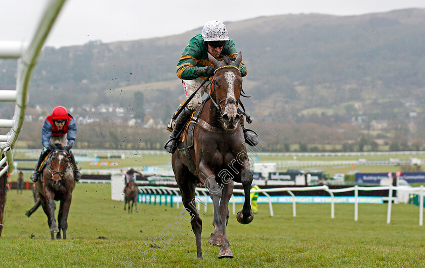 Apple s-Shakira-0005 
 APPLE'S SHAKIRA (Barry Geraghty) wins The JCB Triumph Trial Juvenile Hurdle Cheltenham 27 Jan 2018 - Pic Steven Cargill / Racingfotos.com