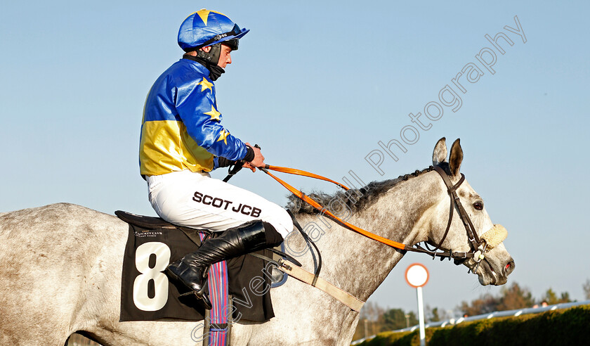 Giovanni-Change-0008 
 GIOVANNI CHANGE (Jamie Hamilton) after The Mansionbet Bet 10 Get 20 Handicap Hurdle
Market Rasen 19 Apr 2102 - Pic Steven Cargill / Racingfotos.com