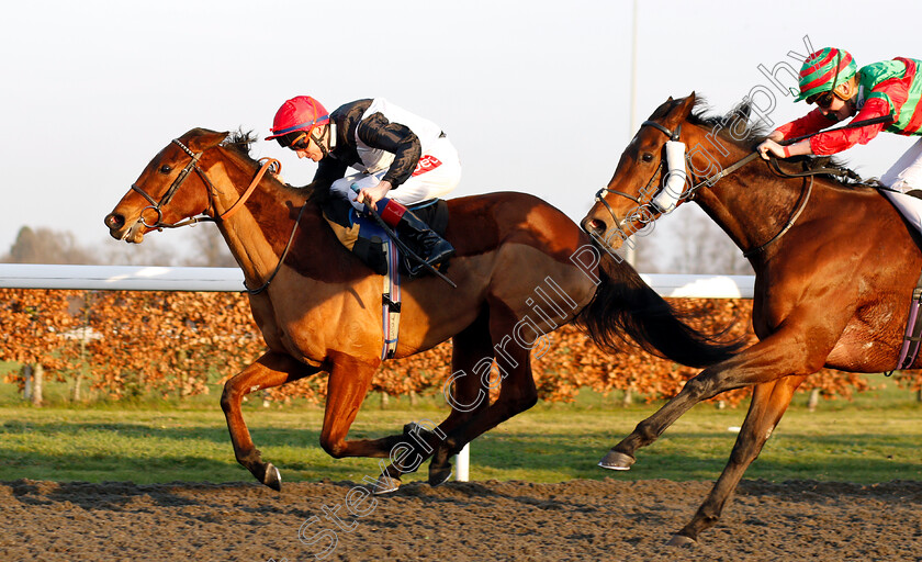 Katie-Lee-0006 
 KATIE LEE (Fran Berry) wins The 100% Profit Boost At 32Redsport.com Handicap
Kempton 4 Jan 2019 - Pic Steven Cargill / Racingfotos.com