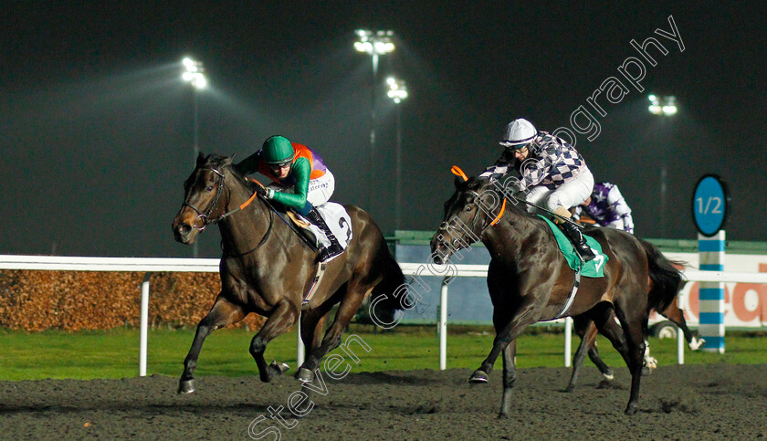 Andronicus-Beau-0001 
 ANDRONICUS BEAU (right, Richard Kingscote) beats RAZOR GLASS (left) in The Unibet Extra Place Offers Every Day Nursery
Kempton 2 Dec 2020 - Pic Steven Cargill / Racingfotos.com