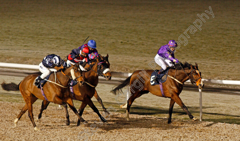 Nelson-River-0005 
 NELSON RIVER (Elisha Whittington) beats THAI TERRIER (left) in The Betway Apprentice Handicap
Wolverhampton 7 Jan 2021 - Pic Steven Cargill / Racingfotos.com