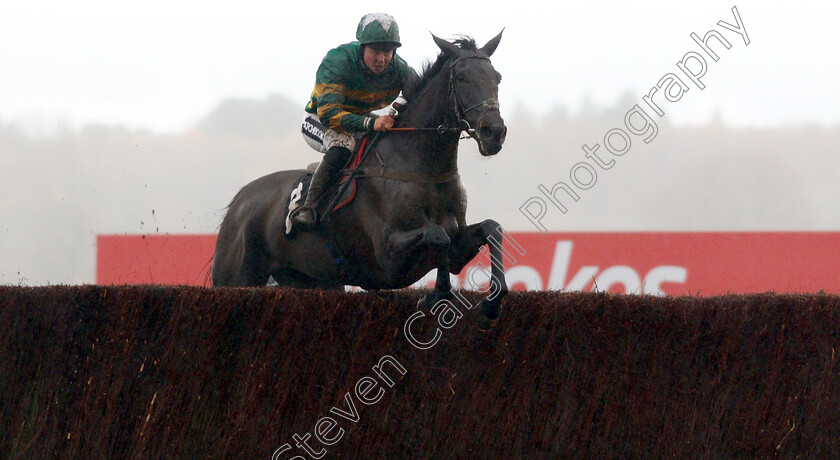 Kapcorse-0001 
 KAPCORSE (Bryony Frost) wins The Sir Peter O'Sullevan Memorial Handicap Chase
Newbury 1 Dec 2018 - Pic Steven Cargill / Racingfotos.com